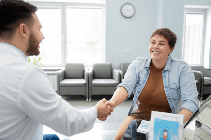 Generate a high-quality, relevant image prompt for an article about: Dental Consultation: What to Ex